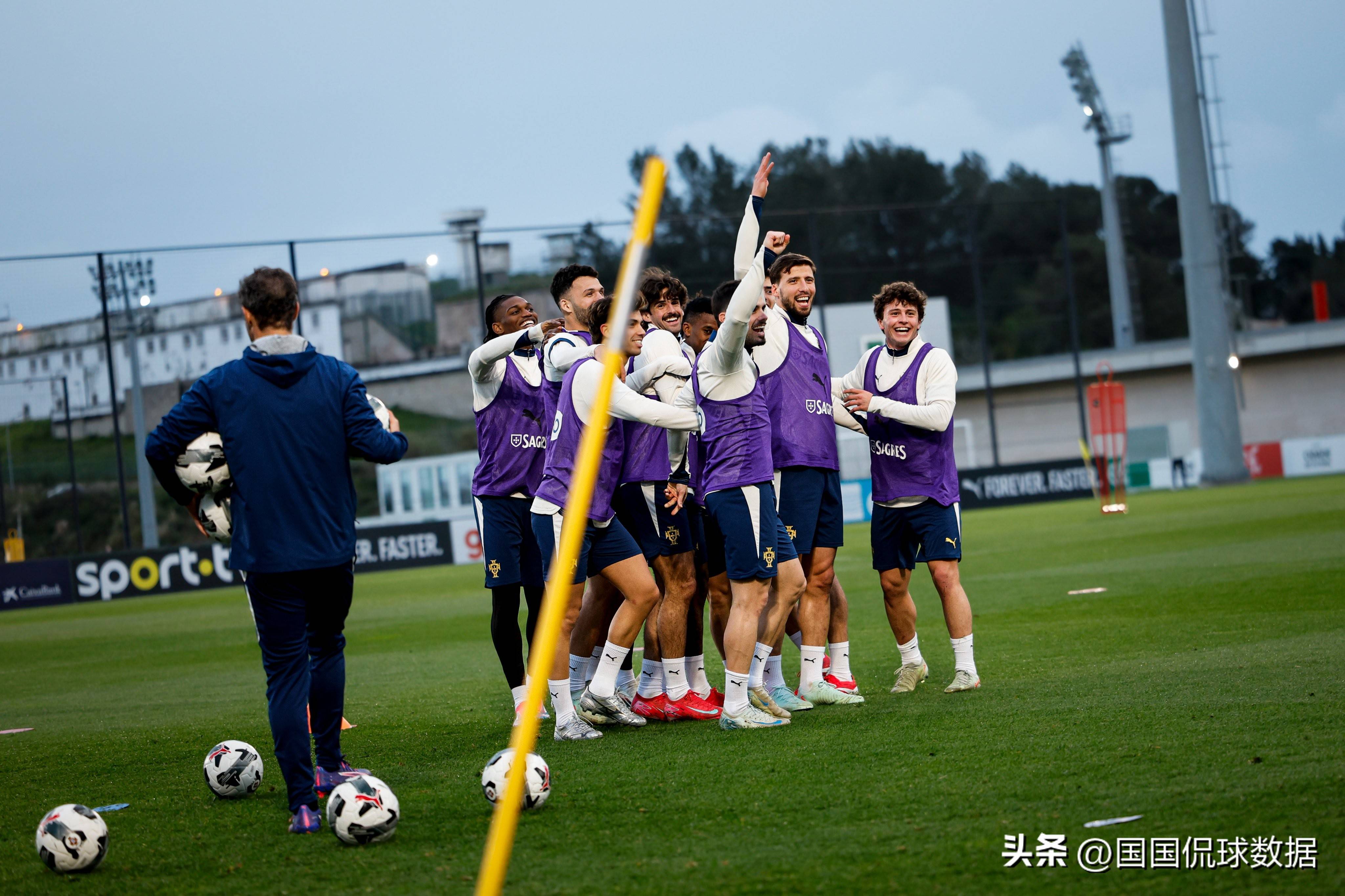 丹麦迎战摩洛哥,欧洲杯小组赛角逐激烈进行的简单介绍 丹麦迎战摩洛哥,欧洲杯小组赛角逐激烈进行的简单介绍