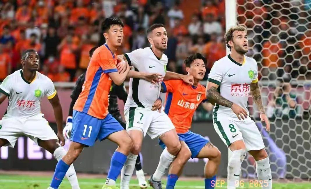 比赛中惊现黑马球队,一举击败强队大热门 比赛中惊现黑马球队,一举击败强队大热门