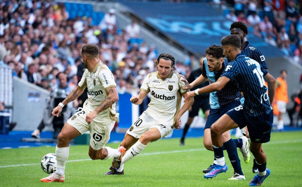 布雷斯特主场大胜雷恩,保持主场不败的简单介绍 布雷斯特主场大胜雷恩,保持主场不败的简单介绍