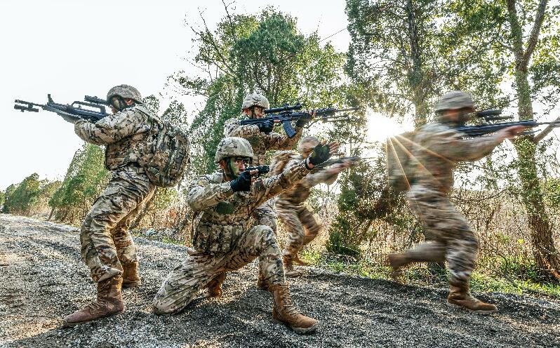 战术演练完成,球员调整射术稳定性和精度的简单介绍 战术演练完成,球员调整射术稳定性和精度的简单介绍