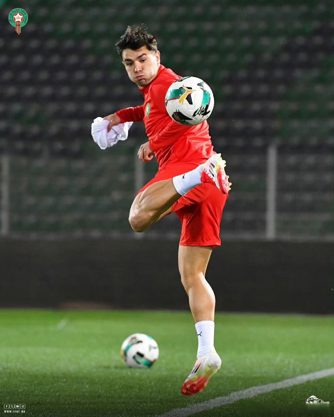 新晋球员在国际比赛中的耀眼表现 新晋球员在国际比赛中的耀眼表现