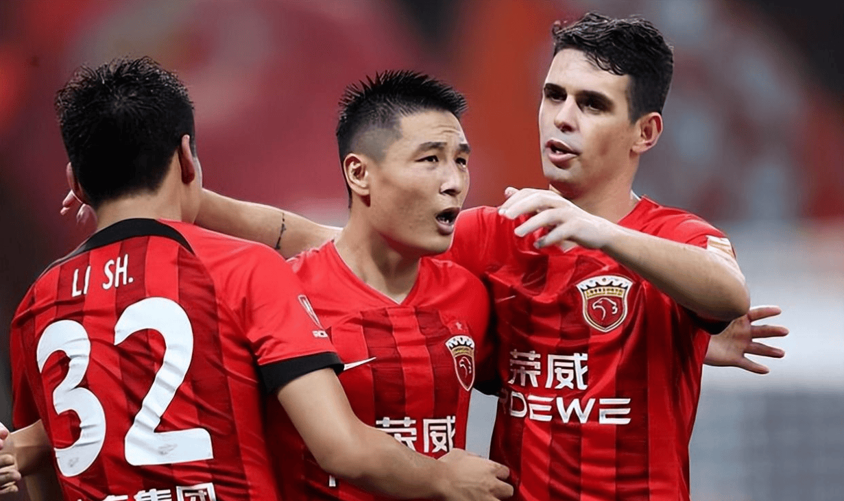 关于上港一胜保榜首,武磊上演帽子戏法的信息 关于上港一胜保榜首,武磊上演帽子戏法的信息