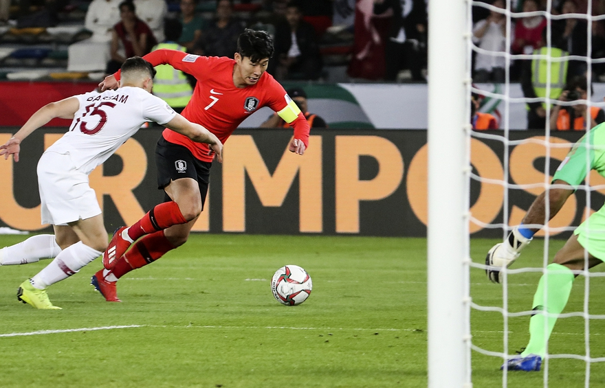 江苏男篮惨遭淘汰,球迷感到失望 江苏男篮惨遭淘汰,球迷感到失望